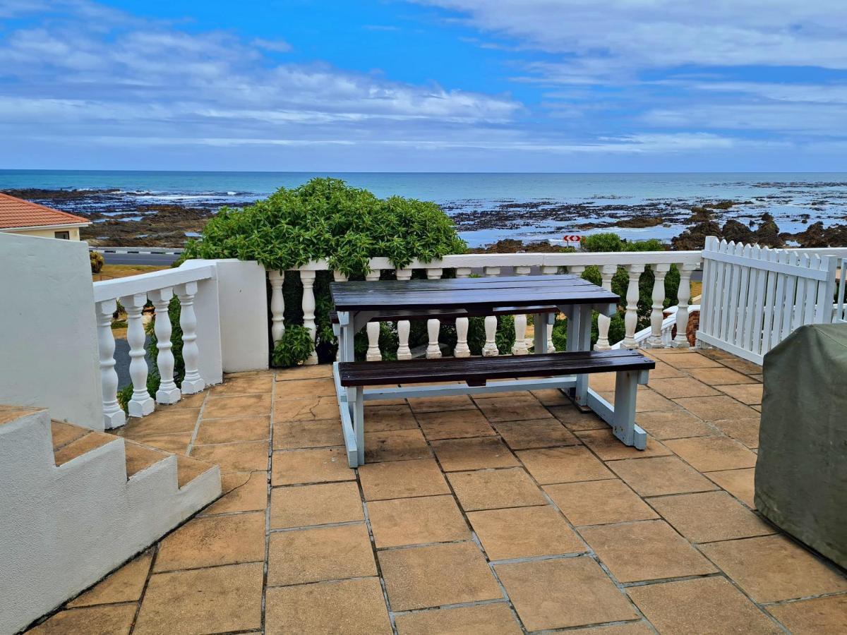 Walkerbay Accommodation Gansbaai Exterior foto