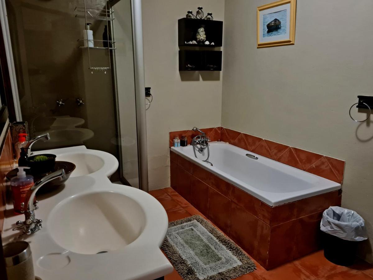 Walkerbay Accommodation Gansbaai Exterior foto