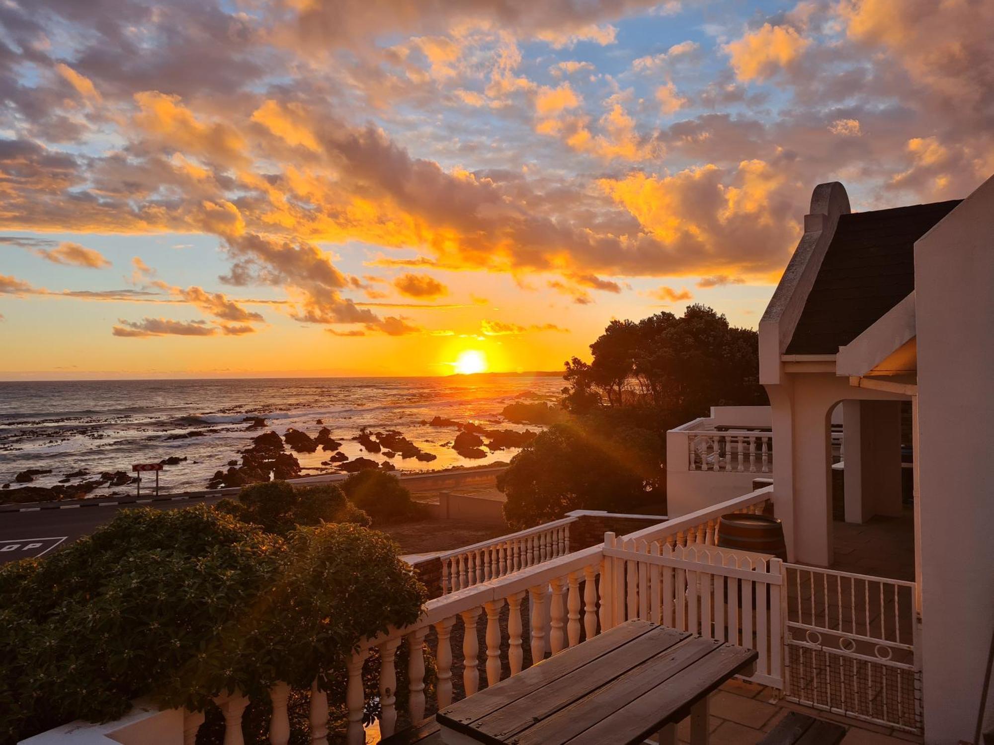 Walkerbay Accommodation Gansbaai Exterior foto