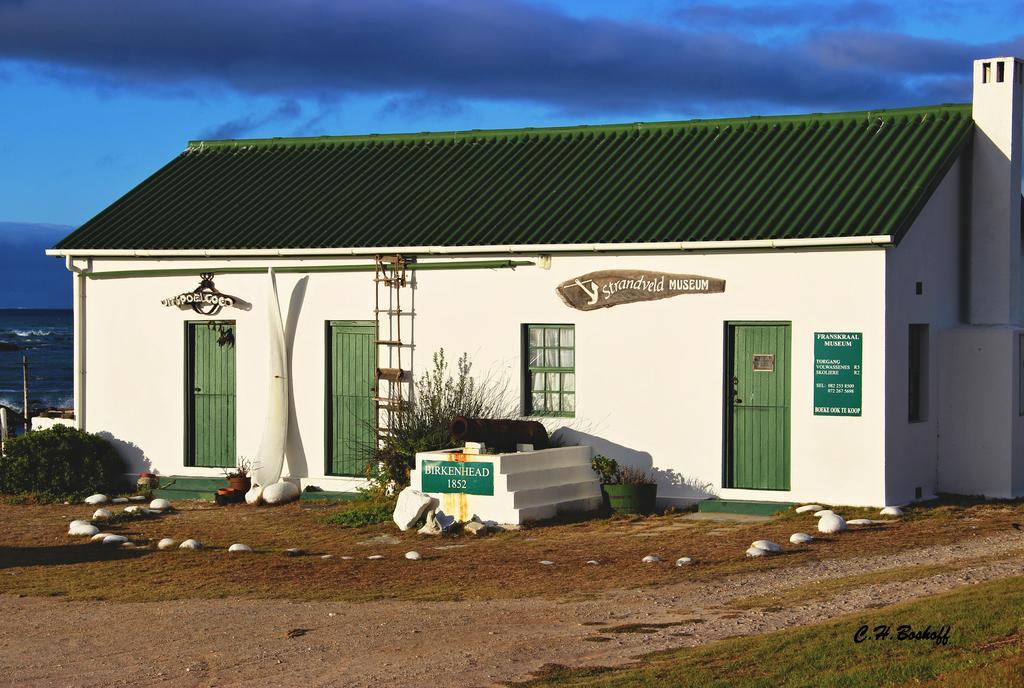 Walkerbay Accommodation Gansbaai Exterior foto